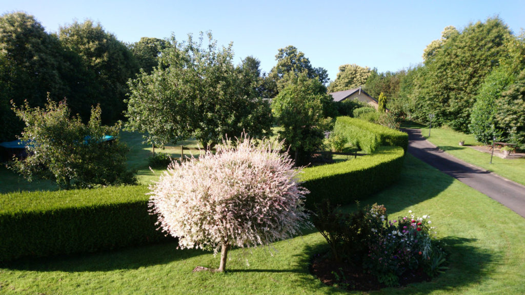 Les Gages Gites Jardin